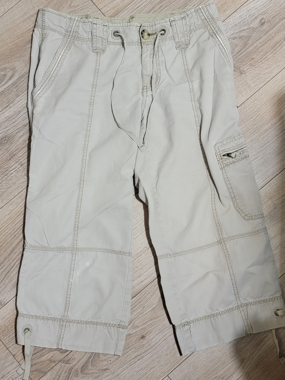 Eddie Bauer Women's Light Tan Cargo Capri Pants